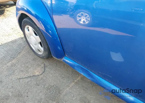 1998 Volkswagen New Beetle from USA, damaged, VIN 3VWBB61C2WM027802